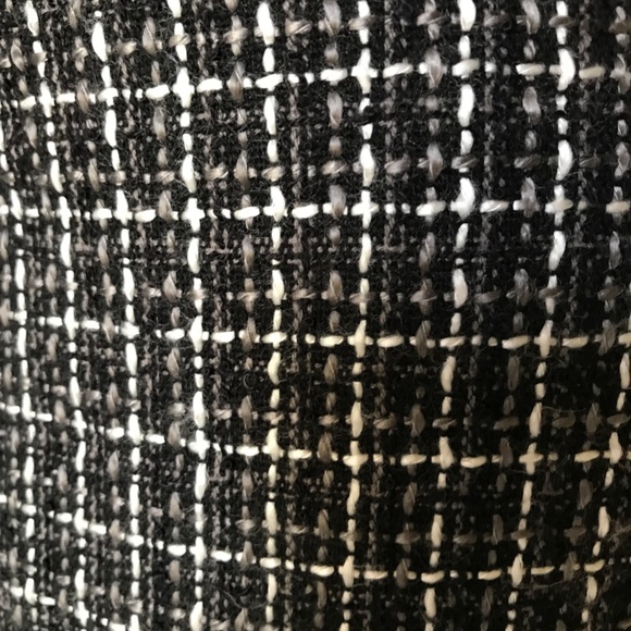 Heart Soul Wool Skirt w/ embellishments - Picture 5 of 12